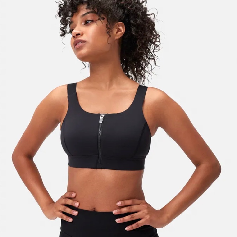 Outdoor Voices Powerhouse bra, size S (B/C)